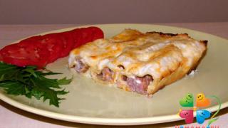Каннеллони с тыквой и мясом под соусом «бешамель»