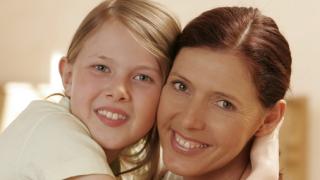 Менархе и становление менструального цикла у девочек-подростков