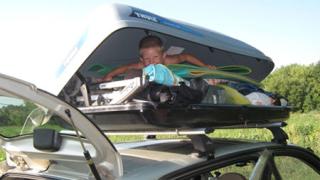 На машине с палаткой и хорошим настроением