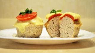 Запеканка из куриного фарша с творогом