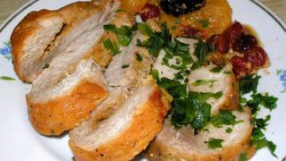 Свинина с сухофруктами