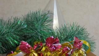 Елка с шоколадными колокольчиками