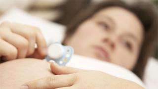 Подтекание околоплодных вод. Признаки и диагностика