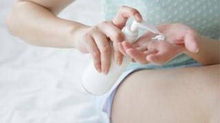 Влагалищные любриканты: совместить приятное с полезным