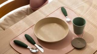 Принадлежности и аксессуары, облегчающие введение прикорма малышу