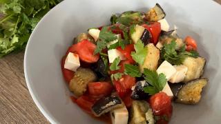 Хит столичных ресторанов! Невероятно вкусный салат с хрустящими баклажанами