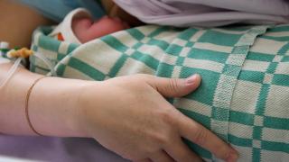 Как часто купать новорожденного и сколько гулять. Советы педиатра