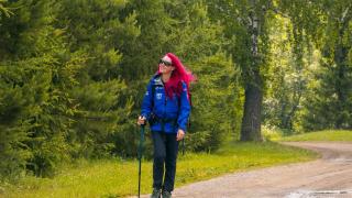 Одна в лесу на каблуках