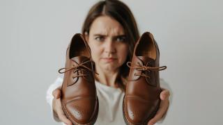 Духи с истекшим сроком годности, кувшин с трещиной и скрип в ботинках