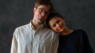 «Вот это драма!». Рецензия на тревожный ромком с Робертом Паттинсоном и Зендеей